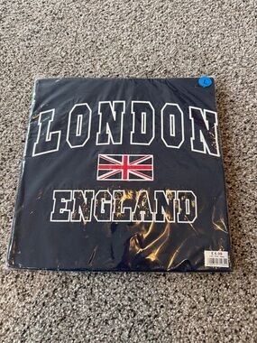 London England Graphic Tee - Navy souvenir from London